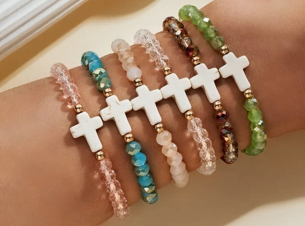 Cross bracelet made with beautiful gems