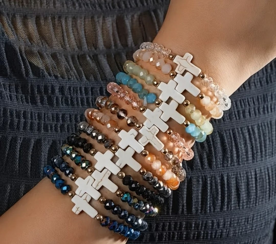 Cross bracelet made with beautiful gems